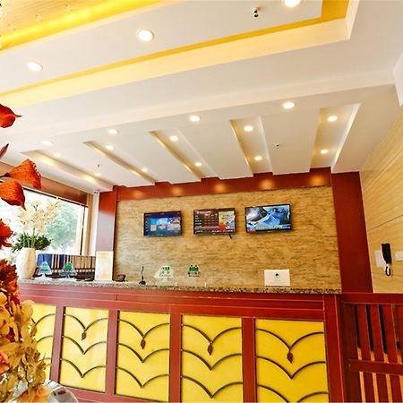 Greentree Inn Bole Wanxianghui Express Hotel מראה חיצוני תמונה