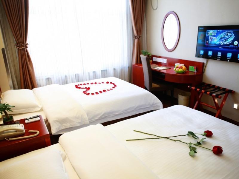 Greentree Inn Bole Wanxianghui Express Hotel מראה חיצוני תמונה