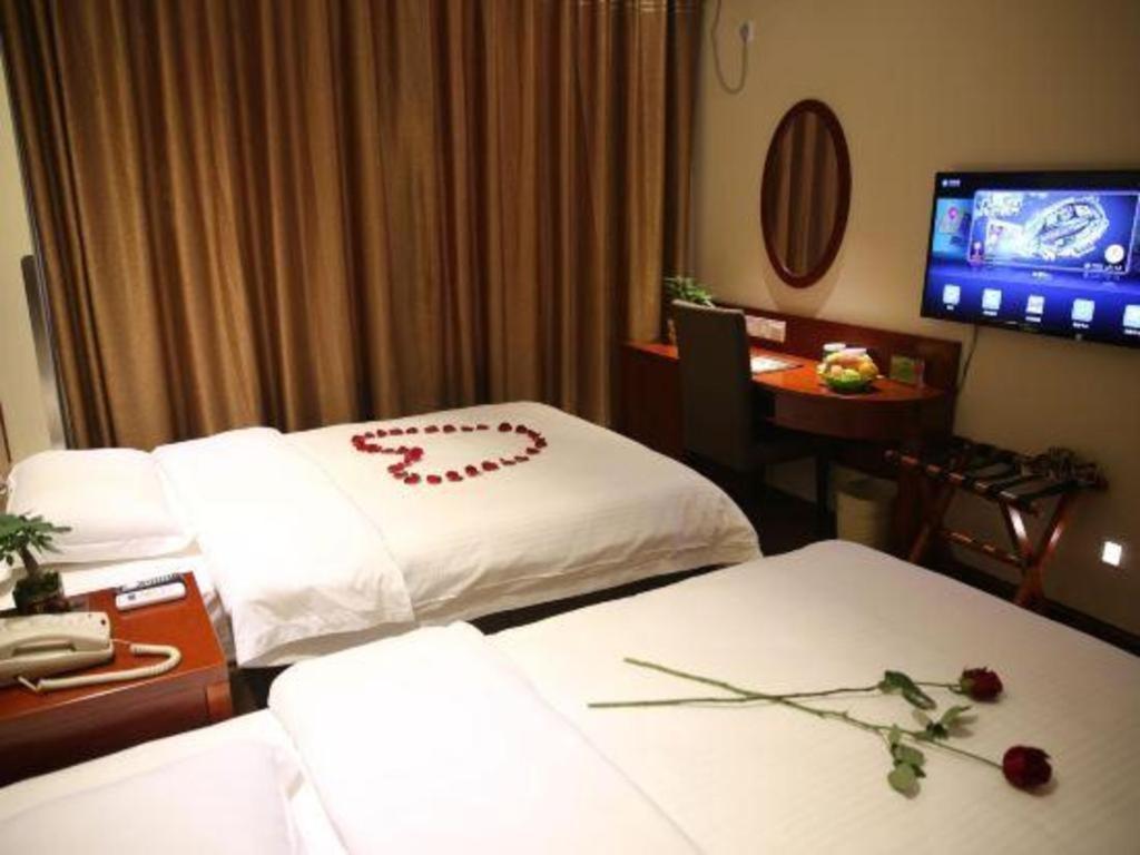 Greentree Inn Bole Wanxianghui Express Hotel מראה חיצוני תמונה