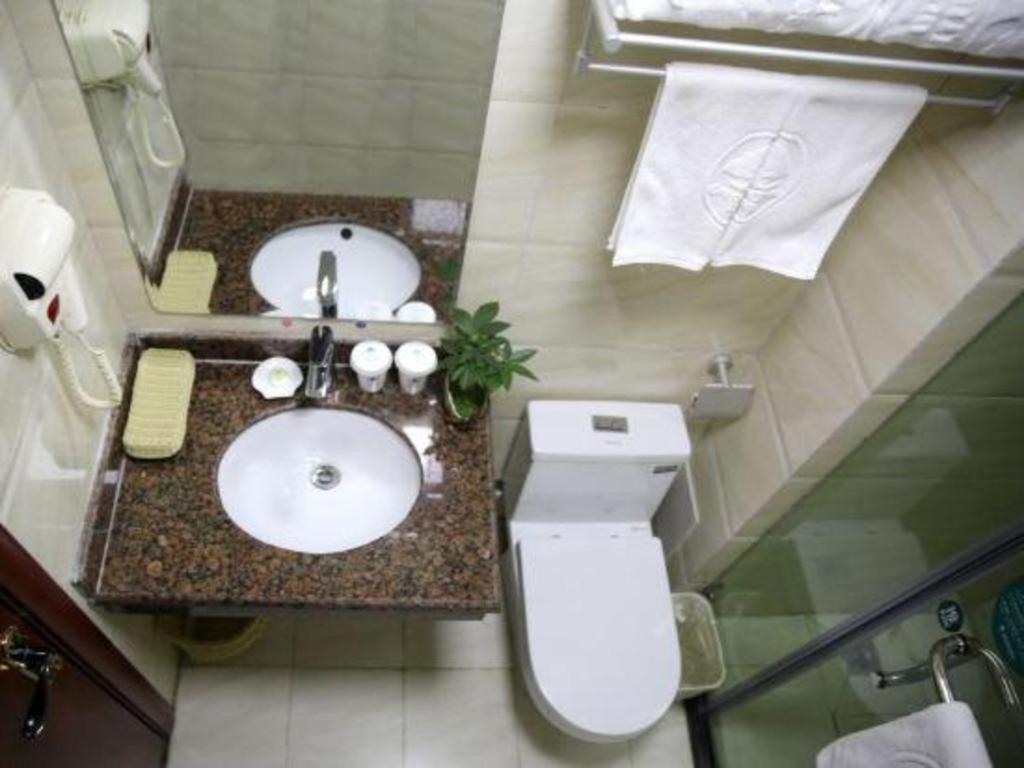 Greentree Inn Bole Wanxianghui Express Hotel מראה חיצוני תמונה