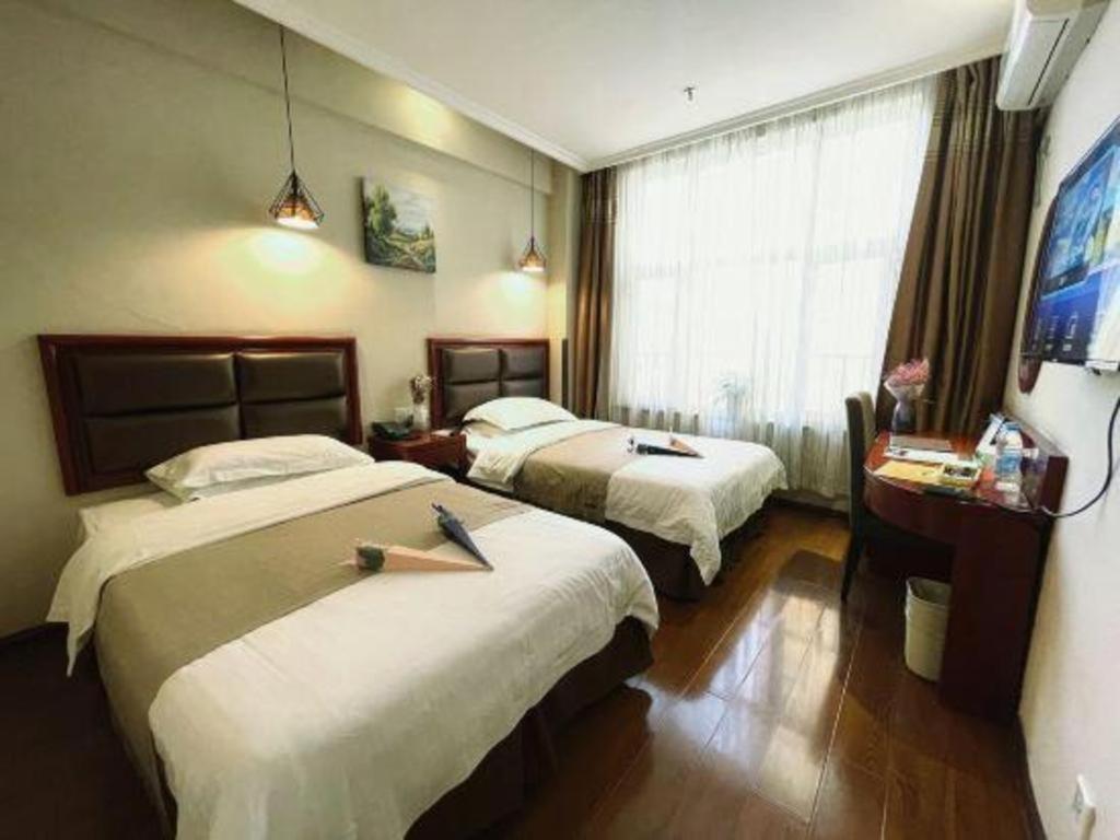 Greentree Inn Bole Wanxianghui Express Hotel מראה חיצוני תמונה