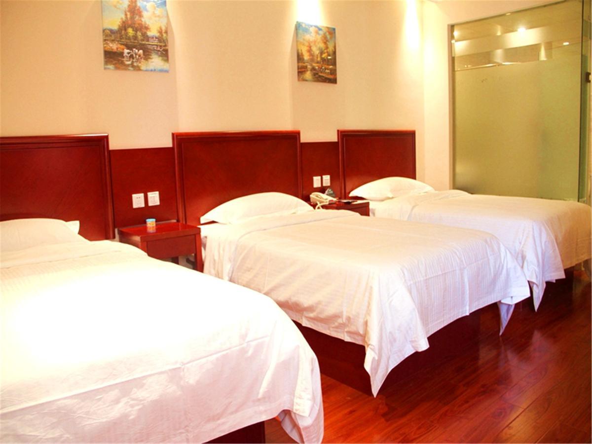 Greentree Inn Bole Wanxianghui Express Hotel מראה חיצוני תמונה