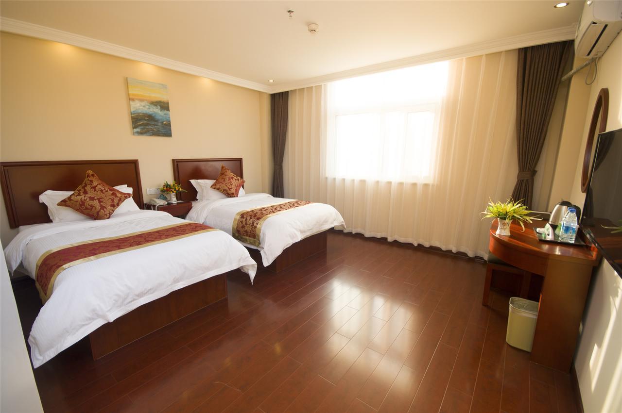Greentree Inn Bole Wanxianghui Express Hotel מראה חיצוני תמונה